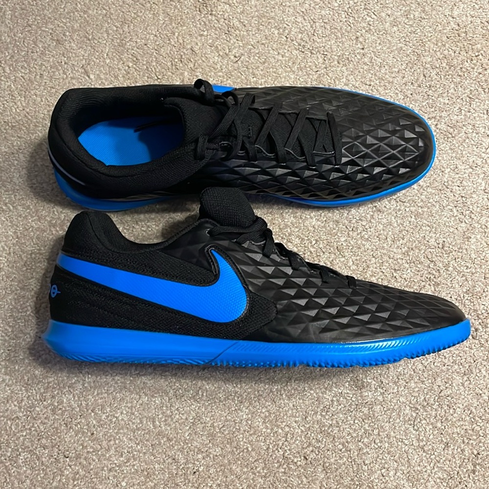 Nike Tiempo